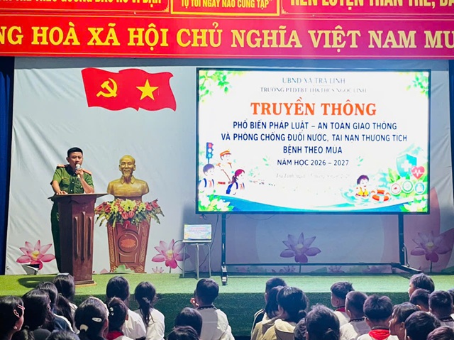 Chương trình tuyên truyền phòng, chống đuối nước, TNTN, bệnh theo mùa; phổ biến giáo dục pháp luật và ATGT